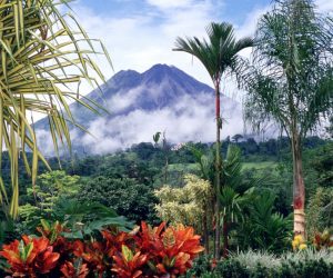 Costa-Rica-CVF-blog-pic-Volcano